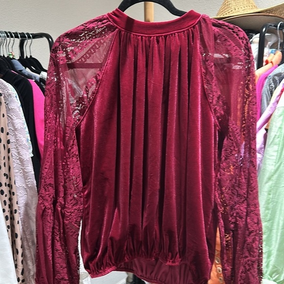 FREE PEOPLE
Dream Team Top In Raspberry - Picture 3 of 4